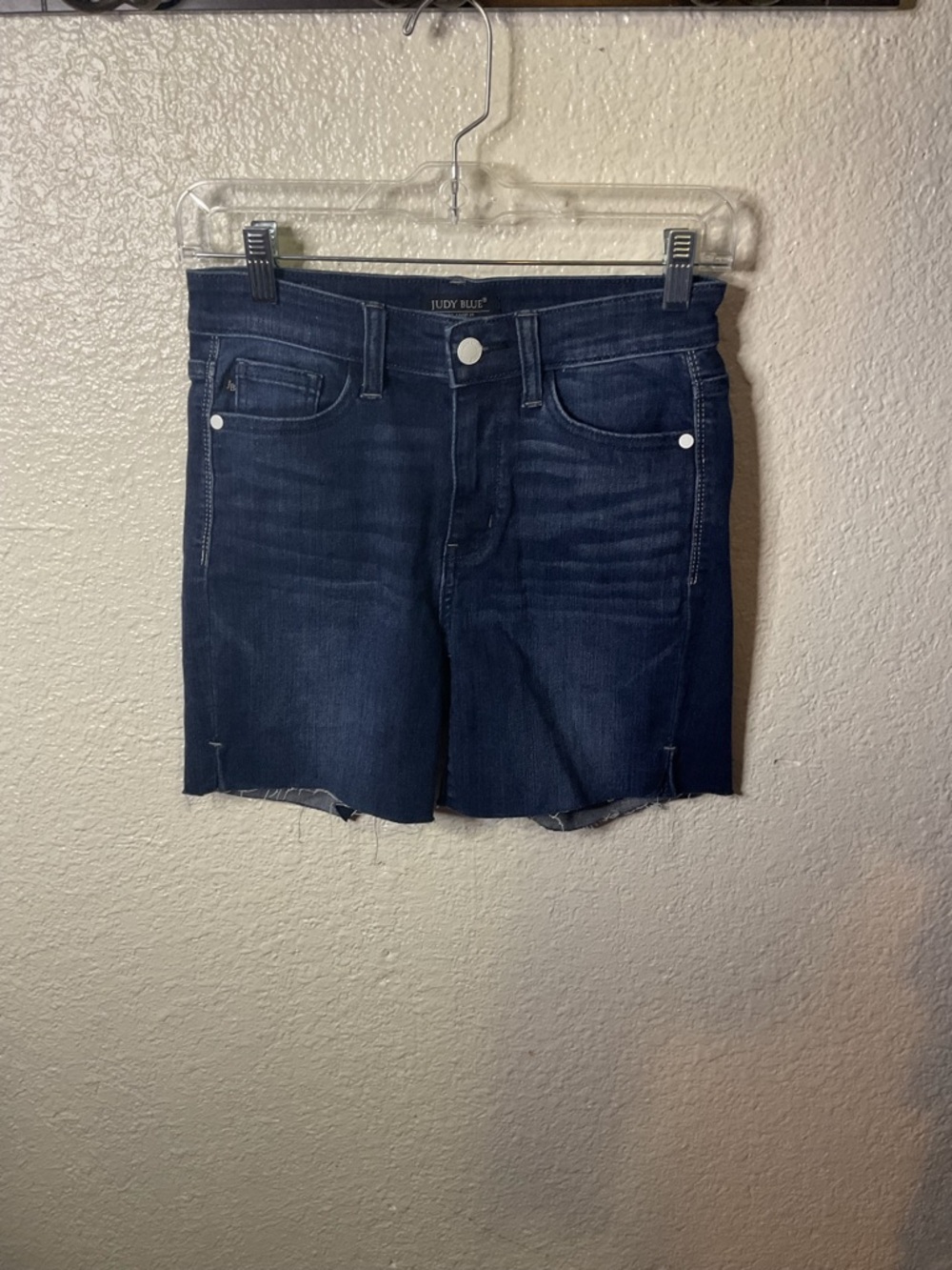 Judy Blue size Small Dark Blue Frayed Hem Denim Shorts